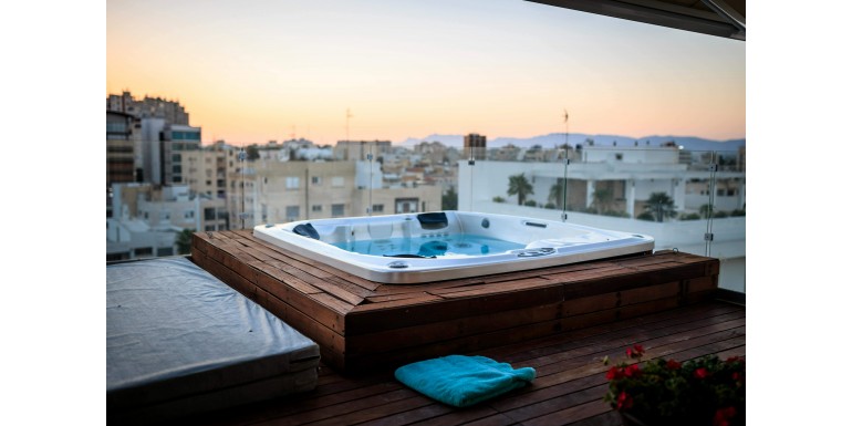 Jak zamontować jacuzzi ogrodowe? Przewodnik krok po kroku
