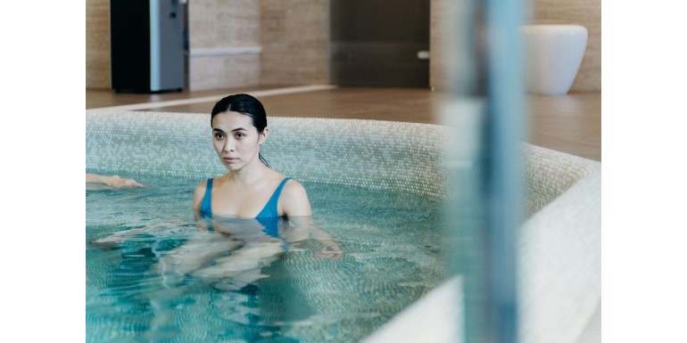 Czyszczenie jacuzzi – jak dbać o wodę, filtry i dysze, by spa służyło latami?